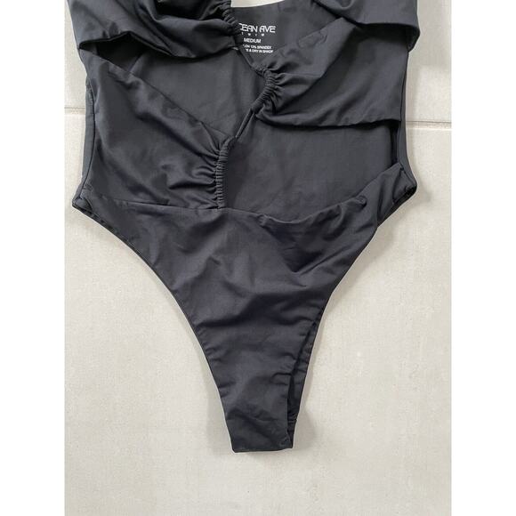 Ocean Avenue Riot Swim One Piece Swimsuit Biscayne NWOT - Picture 3 of 9